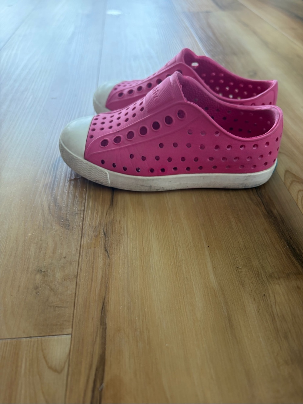 Native kids Jefferson water friendly slip on sneaker